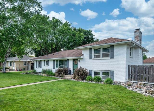 Property at 3315 Upper 143rd St W, Rosemount, MN 55068, 3 beds, 3 baths