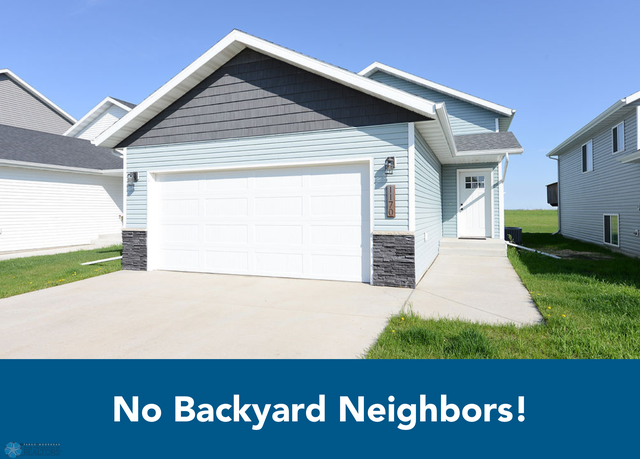 Property at 1170 Highland Ln W, Fargo, ND 58078, 3 beds, 2 baths
