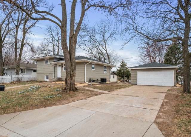 Property at 237 Sigurd St, Saint Paul, MN 55106, 4 beds, 2 baths