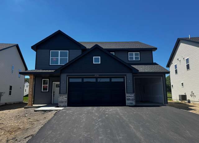 Property at 2726 Green Ash Ave, Shakopee, MN 55379, 4 beds, 3 baths