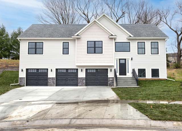 Property at 1264 1st Ct NE, Byron, MN 55920, 4 beds, 3 baths