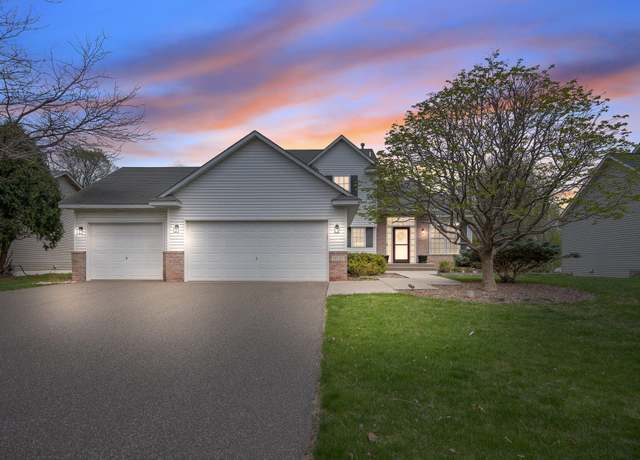 Property at 10612 Glen Eagle Rd, Woodbury, MN 55129, 5 beds, 4 baths
