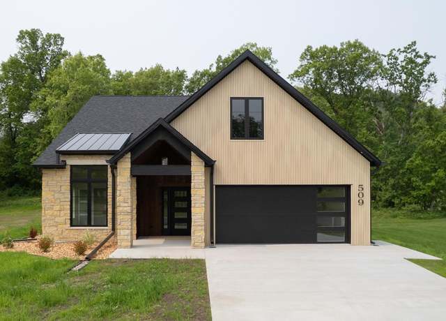 Property at 509 Cedar Dr, Lake City, MN 55041, 4 beds, 3 baths