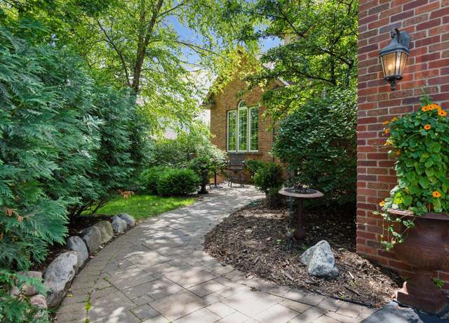Property at 6636 Brenden Ct, Chanhassen, MN 55317, 5 beds, 4 baths