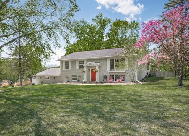 Property at 5610 Lakeland Rd, Minnetonka, MN 55345, 4 beds, 3 baths