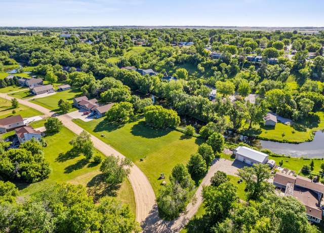 Property at 1502 Island Park Dr, Jamestown, ND 58401