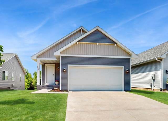 Property at 10725 Knollwood Ln, Woodbury, MN 55129, 3 beds, 3 baths