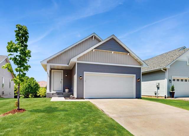 Property at 10725 Knollwood Ln, Woodbury, MN 55129, 3 beds, 3 baths