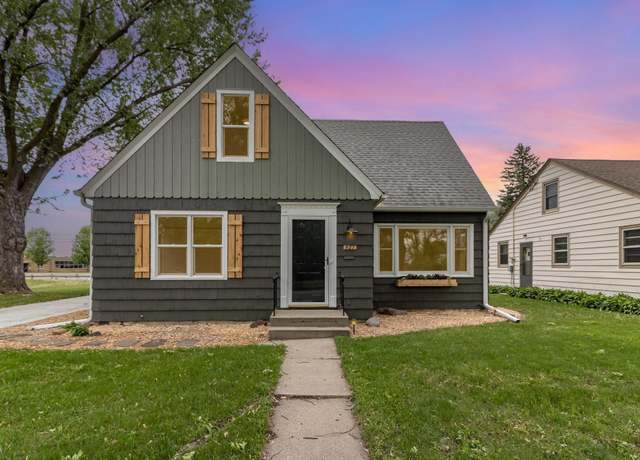Property at 507 N 4th St, Le Sueur, MN 56058, 4 beds, 2 baths