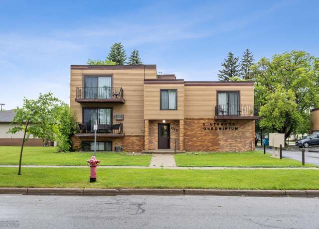 Property at 1225 7th St S #7, Moorhead, MN 56560, 2 beds, 1 bath