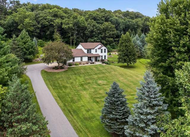 Property at 583 Oak Valley Ln NW, Rochester, MN 55901, 5 beds, 4 baths