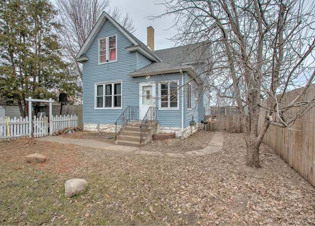Property at 848 Ashland St S, Cambridge, MN 55008, 4 beds, 1 bath