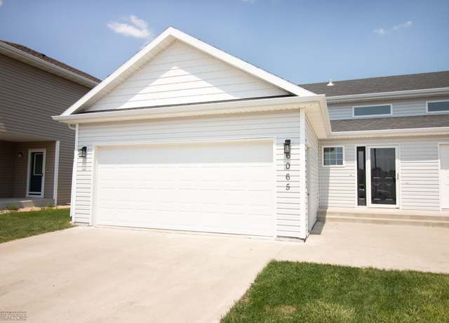 Property at 6065 60 Ave S, Fargo, ND 58104, 3 beds, 2 baths