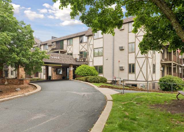 Property at 1304 W Medicine Lake Dr #116, Plymouth, MN 55441, 2 beds, 2 baths