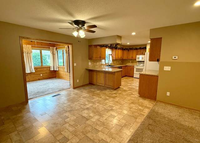 Property at 2705 6th St SW, Willmar, MN 56201, 2 beds, 2 baths