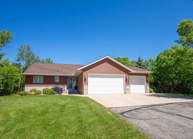 Property at 122 Ridge Rd, New London, MN 56273, 4 beds, 3 baths