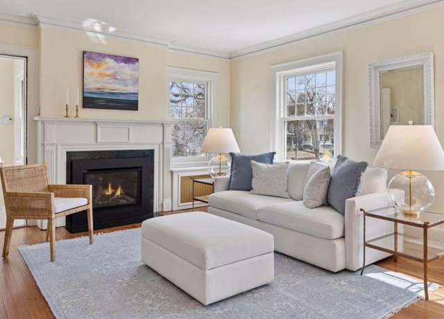 Property at 1408 Douglas Ave #2, Minneapolis, MN 55403, 2 beds, 1 bath
