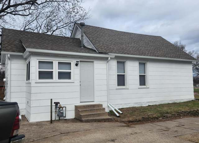 Property at 729 Conway St, Saint Paul, MN 55106, 2 beds, 1 bath