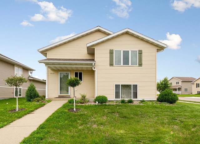 Property at 2115 Turpin St, Saint Peter, MN 56082, 4 beds, 2 baths