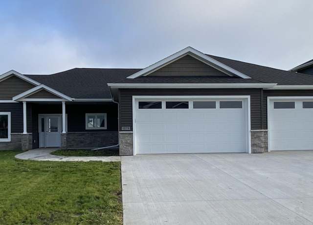 Property at 1579 Claire Dr S, Fargo, ND 58104, 3 beds, 2 baths