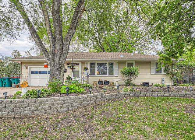 Property at 11581 Ilex St NW, Coon Rapids, MN 55448, 3 beds, 2 baths
