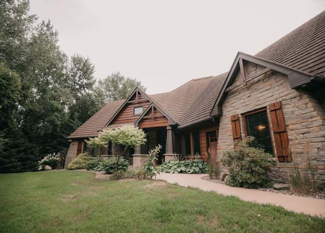 Property at 650 33rd St NW, Austin Twp, MN 55912, 4 beds, 6 baths