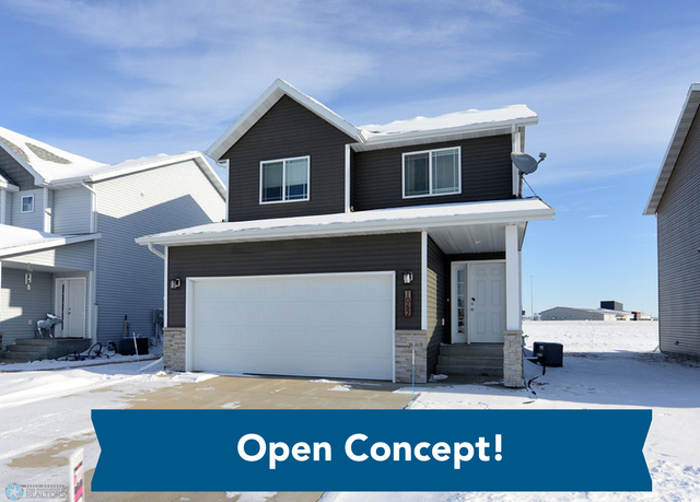 Property at 1062 Highland Ln W, West Fargo, ND 58078, 4 beds, 4 baths