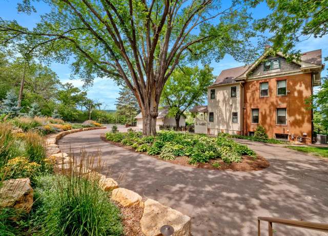 Property at 420 Ohio St, Saint Paul, MN 55107, 5 beds, 5 baths