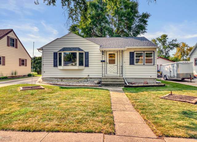 Property at 117 3rd Ave W, Fargo, ND 58078, 2 beds, 1 bath