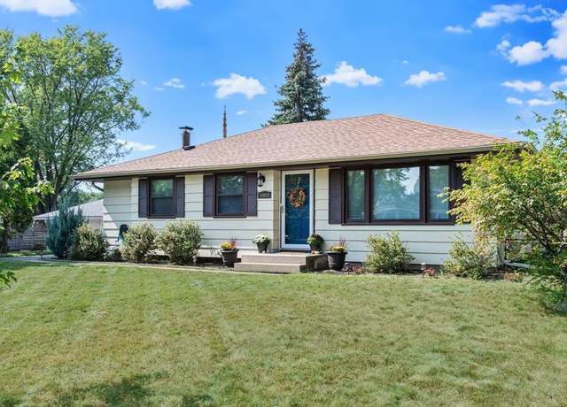Property at 10018 Columbus Ave S, Bloomington, MN 55420, 4 beds, 1 bath