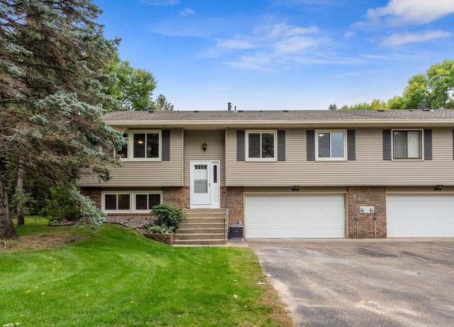 Photo of 5976 Dellwood Ave, Shoreview, MN 55126