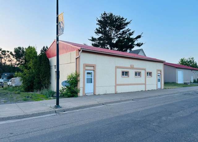 Property at 310 Main St W, Onamia, MN 56359, 2 beds, 1 bath