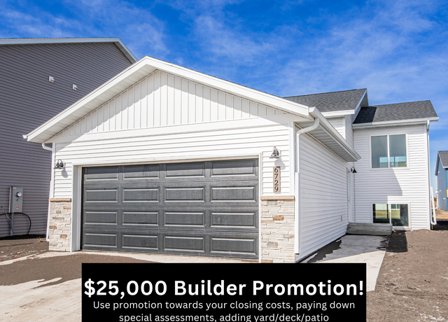 Property at 6729 67 Ave S, Horace, ND 58047, 4 beds, 2 baths