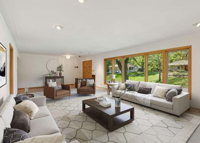 Property at 5212 Colonial Dr, Golden Valley, MN 55416, 5 beds, 4 baths