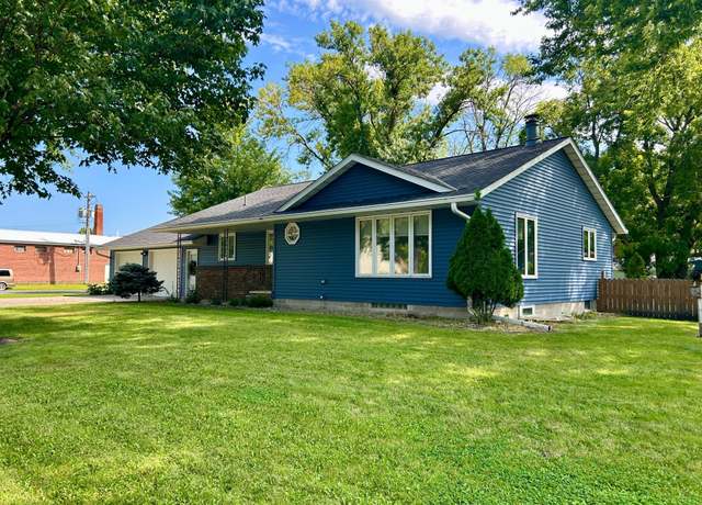 Property at 202 7th Ave SW, Arlington, MN 55307, 3 beds, 2 baths
