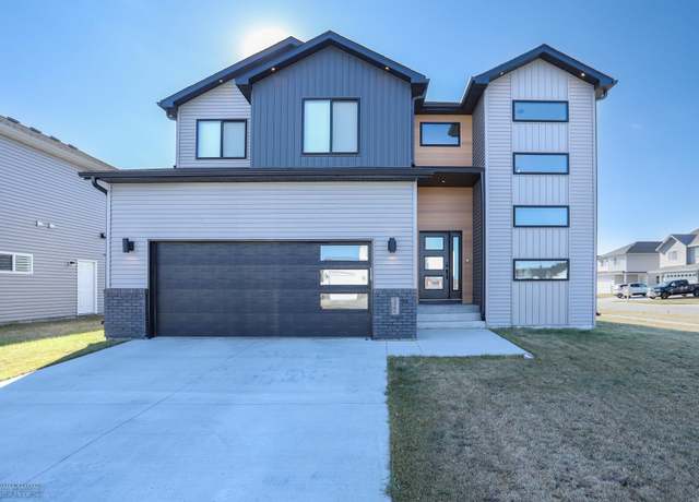 Property at 1349 27th Ave W, West Fargo, ND 58078, 4 beds, 4 baths