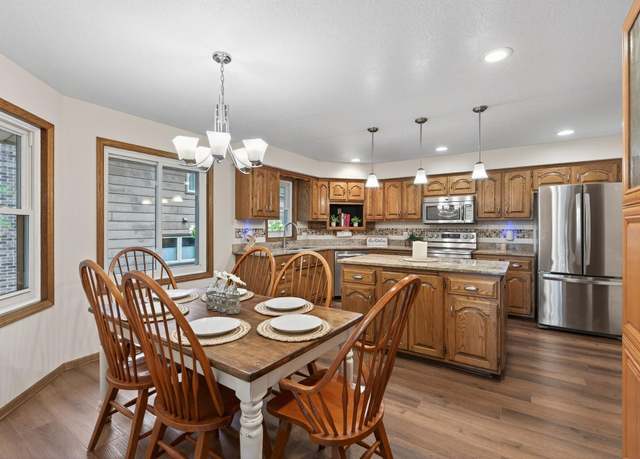 Property at 1583 99th Ave NW, Coon Rapids, MN 55433, 4 beds, 4 baths