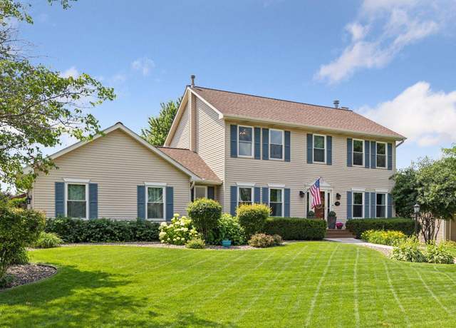 Property at 1732 Orchard Dr, Woodbury, MN 55125, 3 beds, 3 baths