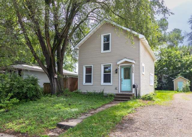 Property at 398 Banfil St, Saint Paul, MN 55102, 3 beds, 1 bath