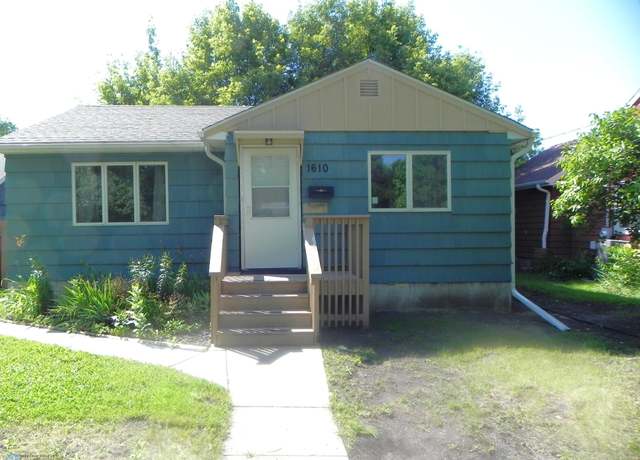 Property at 1610 9th St N, Fargo, ND 58102, 2 beds, 2 baths