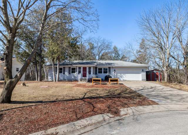 Property at 31 Kingswood Ct, Lake City, MN 55041, 4 beds, 2 baths