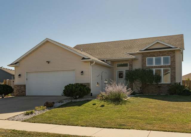 Property at 2565 Heartland Dr NW, Rochester, MN 55901, 4 beds, 2 baths