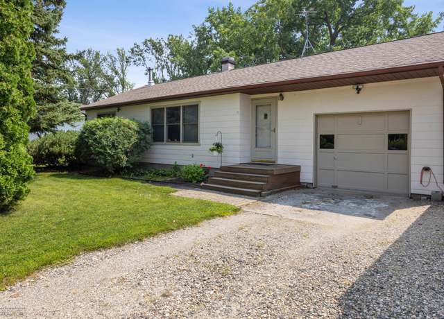 Property at 121 2nd St S, Elmwood Twp, MN 56580, 3 beds, 1 bath