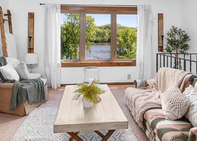 Property at 332 Riverside Ave S, Sartell, MN 56377, 3 beds, 1 bath