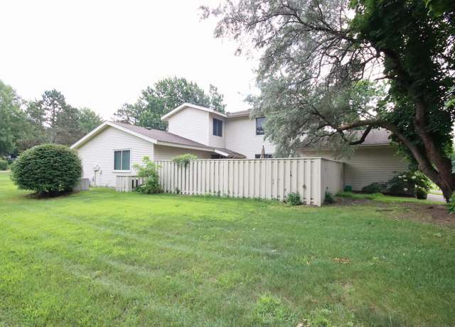 Property at 1094 Carmel Ct, Shoreview, MN 55126, 2 beds, 1 bath