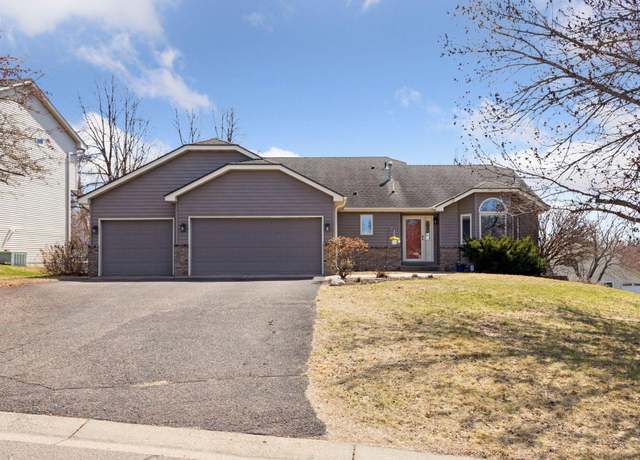 Property at 827 Moonlight Pl, Woodbury, MN 55125, 4 beds, 3 baths