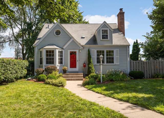 Property at 4026 Hubbard Ave N, Robbinsdale, MN 55422, 3 beds, 2 baths