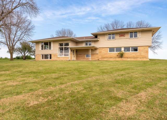 Property at 25235 Texas Ave, Elko New Market, MN 55020, 4 beds, 3 baths
