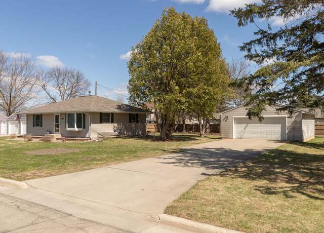 Property at 2306 6th St NW, Austin, MN 55912, 3 beds, 2 baths