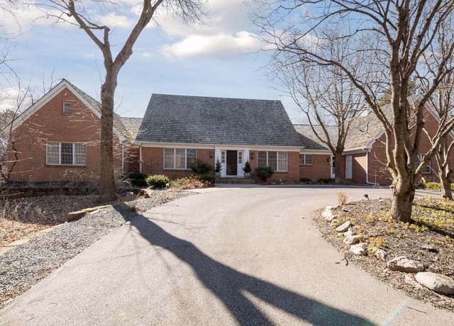 Property at 425 Ferndale Rd N, Orono, MN 55391, 5 beds, 5 baths